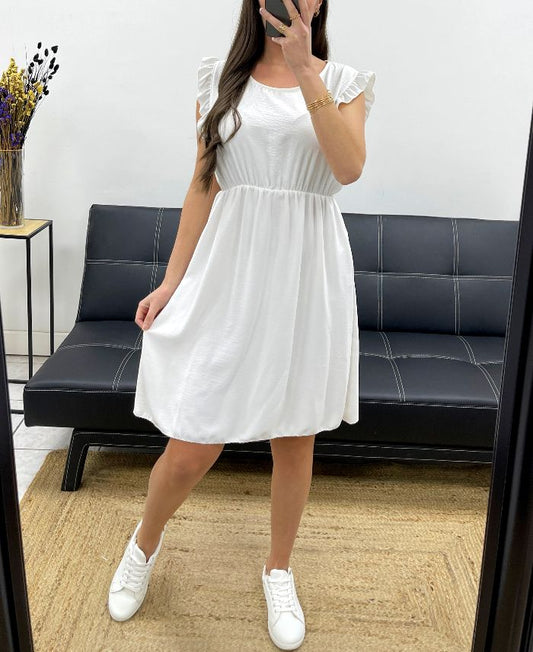 Robe fluide blanche à volants